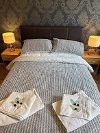 Rooms at the Huntsman Inn