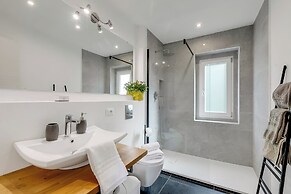 Cozy Apt Intypical Hayloft With Garden
