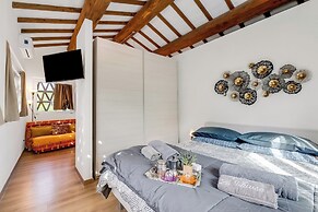 Cozy Apt Intypical Hayloft With Garden