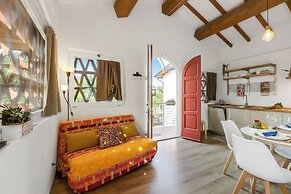 Cozy Apt Intypical Hayloft With Garden
