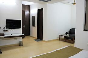 Vinayak Stay Sector 43