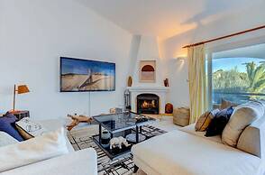 Carvoeiro Pool House by Vacationy