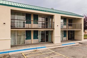 Grand Idaho Inn & Suites