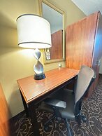 Grand Idaho Inn & Suites