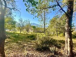 Magnetic North Lodges