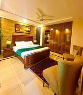 Magnetic North Lodges