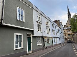 City Guesthouse