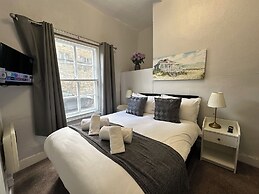City Guesthouse