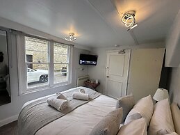 City Guesthouse