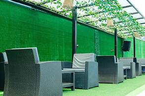 Ibizza Pit Hotel and Suites