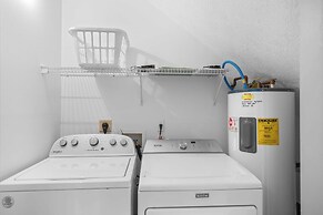 30A Beach House w/ Private Pool, Fire Pit, BBQ & Golf Cart to Rosemary