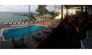 Diapolis hotel