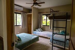 Gizem Beach House