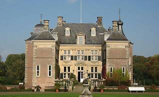 Villa in Forest With Private Sauna