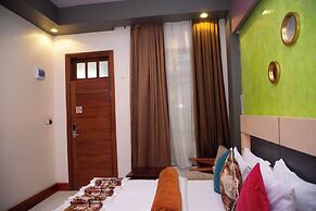 MARONA CITY HOTEL