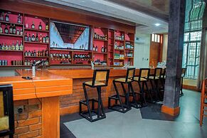 MARONA CITY HOTEL