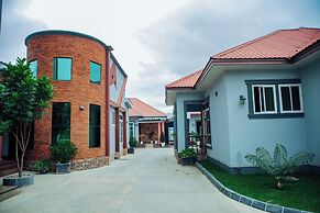 MARONA CITY HOTEL