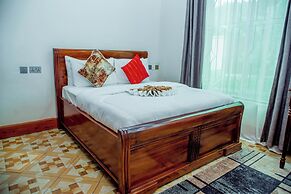 MARONA CITY HOTEL