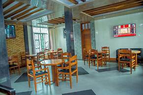 MARONA CITY HOTEL