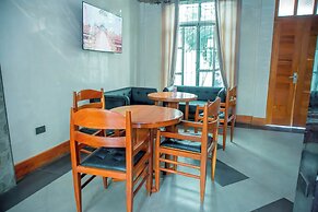 MARONA CITY HOTEL