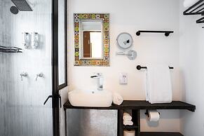 EssentialPXM Arkitainer ResidentialLofts