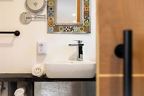 EssentialPXM Arkitainer ResidentialLofts