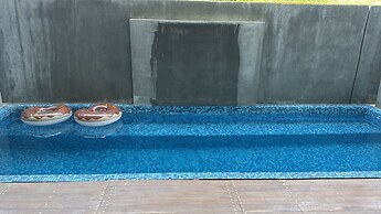 EssentialPXM Arkitainer ResidentialLofts