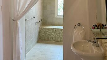 Frangipani Hotel Boutique