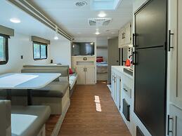 Gramercy Village Yamanakako