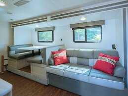 Gramercy Village Yamanakako