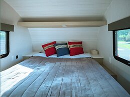 Gramercy Village Yamanakako