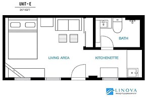 Coastal Bayside Condo Walkable to Sand & Surf