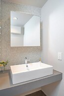 Ken's Place Minami-Azabu