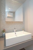 Ken's Place Minami-Azabu