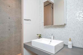 Ken's Place Minami-Azabu