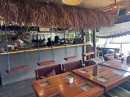 Banig Beach Resort El Nido