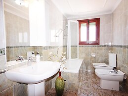 El Delfin in J vea With 4 Bedrooms and 3 Bathrooms