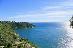 Maria 10 in J vea With 5 Bedrooms and 3 Bathrooms