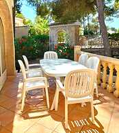 Maria 10 in J vea With 5 Bedrooms and 3 Bathrooms