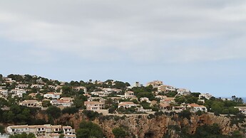 Monta ar in Bah a de J vea