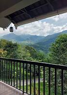 Clouds View Nature Resort