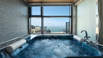 Capella Oceanview Spa Resort Goseong