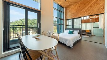 Capella Oceanview Spa Resort Goseong