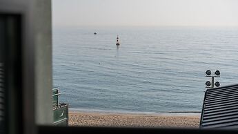 Capella Oceanview Spa Resort Goseong