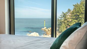 Capella Oceanview Spa Resort Goseong