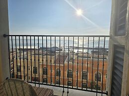 SenSea Hillside APT - Sunset Town PQ