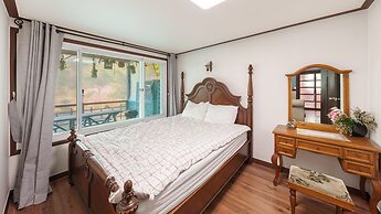 Gapeong Eoneunal Spa Pet Pension