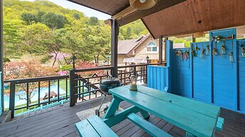Gapeong Eoneunal Spa Pet Pension