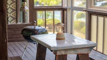 Gapeong Eoneunal Spa Pet Pension