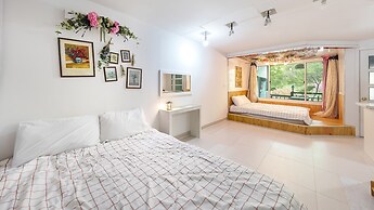 Gapeong Eoneunal Spa Pet Pension